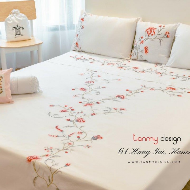 King size duvet cover embroidered with camellia flowers